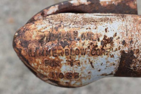 2001 CM Odyssey 2 Horse Trailer 2001 CM Odyssey 2 Horse Trailer