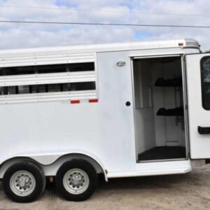 2005 Sundowner Sunlite 2 Horse Trailer