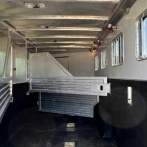 2006 Featherlite 8412LQ 4 Horse Trailer with 12' Short Wall