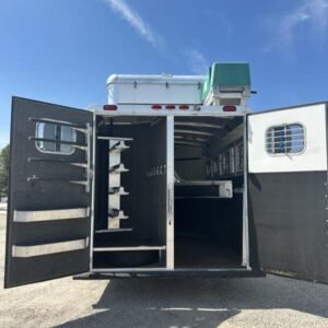 2007 4 Star 4 Horse 14' Outlaw LQ Slide Out