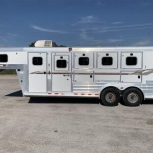 2007 4 Star 4 Horse Slant Gooseneck