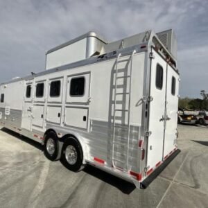 2008 4-Star Trailer 4 horse 12ft Outlaw LQ