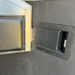 2008 Exiss Sport ES 30B 3 horse slant horse trailer