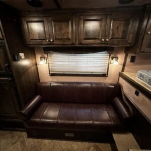 2009 Bloomer Trailers Evolution 10th Anniversary Edition 3-H 11' LQ