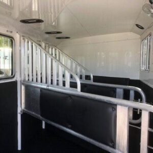 2010 Merhow 3 Horse Slant Load Bumper Pull