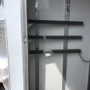 2010 Merhow 3 Horse Slant Load Bumper Pull