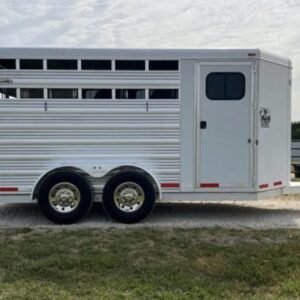 2013 model Cimarron 3 Horse Bumper Pull