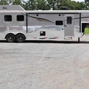 2015 Bison Ranger 3LQ Horse Trailer with 10' Short Wall