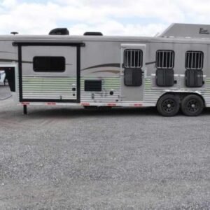 2015 Bison Ranger 3LQ Horse Trailer with 10' Short Wall