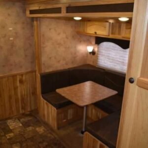 2015 Lakota 8411GLQ 4 Horse Trailer with 11' Short Wall