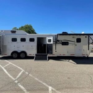 2015 Lakota Bighorn Edition 8414 4 Horse Trailer With Living Quarters “1 Slide”