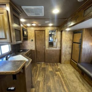 2015 Lakota Bighorn Edition 8414 4 Horse Trailer With Living Quarters “1 Slide”