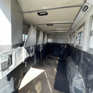 2016 Hart Ultimate 4H Bumper Pull