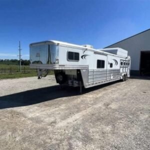 2016 Platinum 4 Horse Reverse Load Bunk Beds