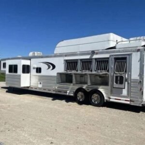 2016 Platinum 4 Horse Reverse Load Bunk Beds