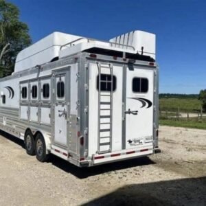 2016 Platinum 4 Horse Reverse Load Bunk Beds