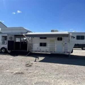 2016 Platinum 4 Horse Reverse Load Bunk Beds