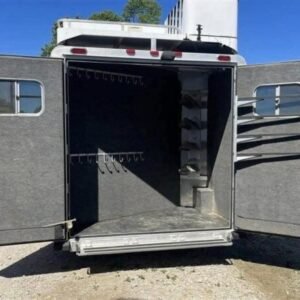 2016 Platinum 4 Horse Reverse Load Bunk Beds
