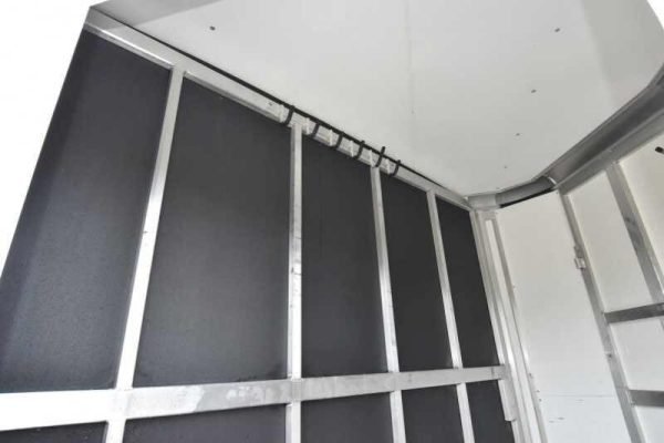 2016 Shadow 2HBP 2 Horse Trailer 2016 Shadow 2HBP 2 Horse Trailer