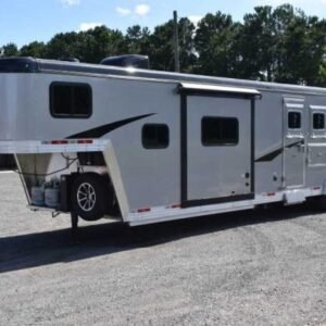 2022 Bison Desperado 8413BG 4 Horse Trailer with 13' Short Wall