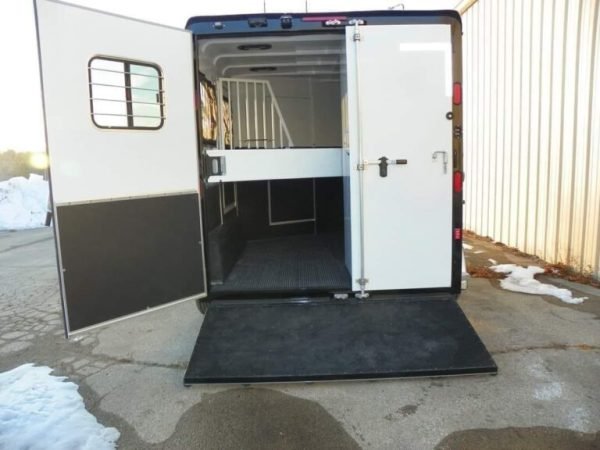 2022 Double D Reverse Slant 2 Horse Bumper Pull 2022 Double D Reverse Slant 2 Horse Bumper Pull