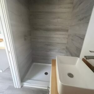 20ft x 8ft Portable Container House On Wheels - M-W Containers