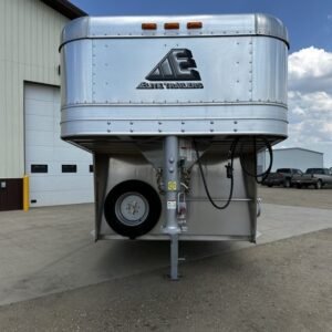 New 2024 Elite Trailers 32FT TRIPLE AXLE STOCK TRAILER W/ 3 COMPARTMENTS
