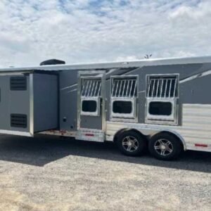 New 2024 Lakota 8313RKBGLQ Charger 3 Horse Trailer with 13' Short Wall