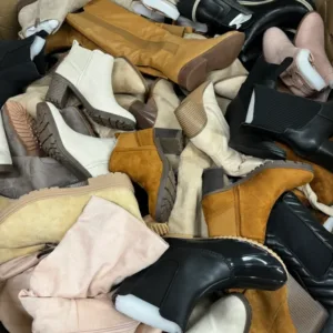 Womens Boots Truckload (4330 Pairs) - Pallet Liquidation Depot