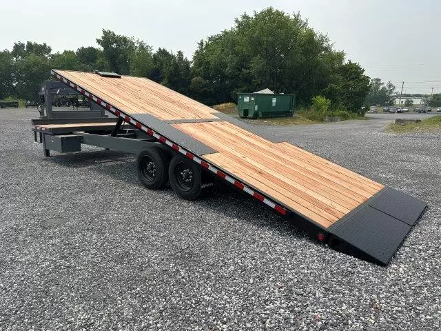 BWise 8 x 28 Gooseneck Deckover Equipment Trailer BWise 8 x 28 Gooseneck Deckover Equipment Trailer, 8x28 gooseneck trailer for sale at AnchorBox (view 5)