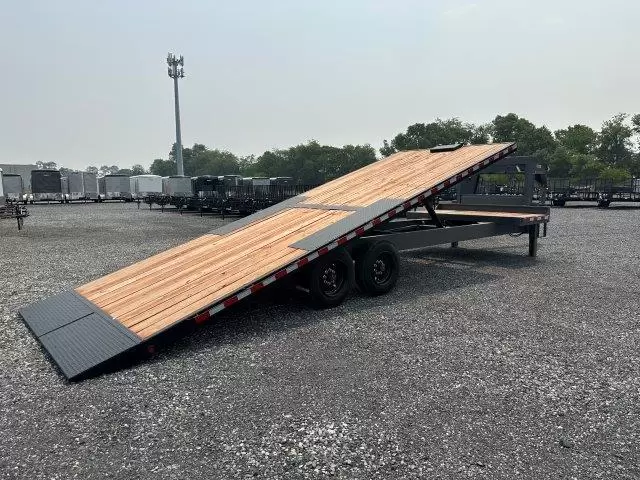 BWise 8 x 28 Gooseneck Deckover Equipment Trailer BWise 8 x 28 Gooseneck Deckover Equipment Trailer, 8x28 gooseneck trailer for sale at AnchorBox (view 3)